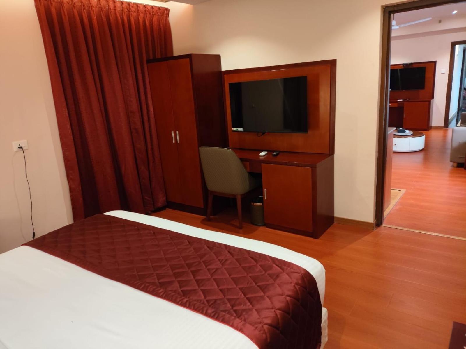 Park Avenue Hotel & Apartments Trichy Tiruchirappalli Exteriér fotografie
