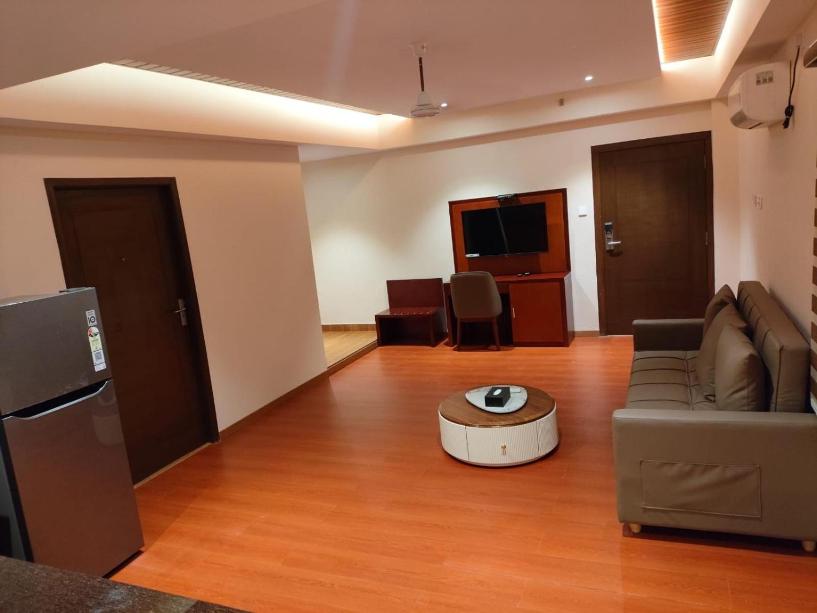 Park Avenue Hotel & Apartments Trichy Tiruchirappalli Exteriér fotografie
